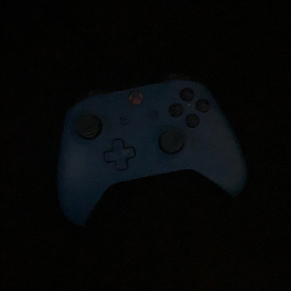 Blue Xbox one controller (thumb stick has issues)